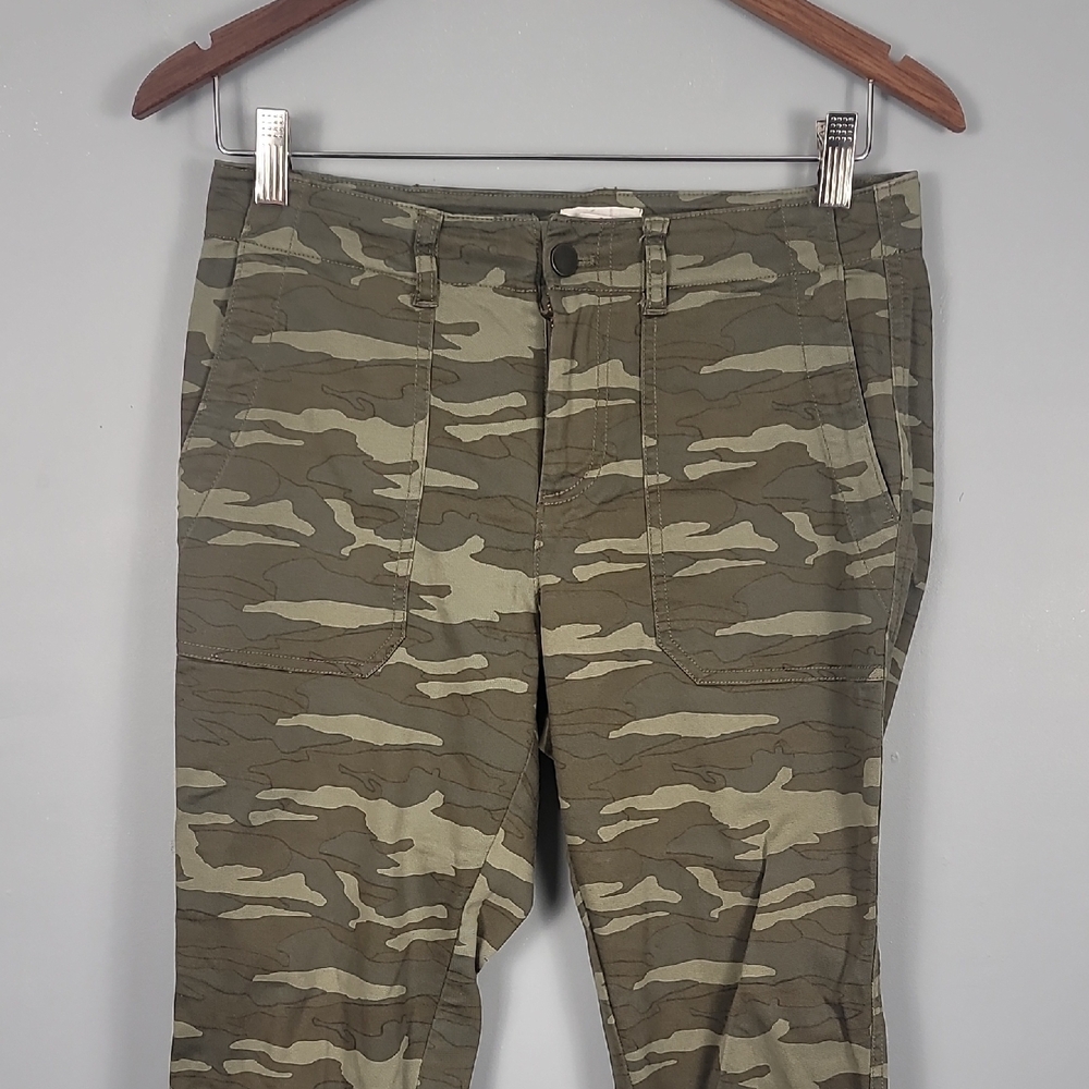 Caslon Camo Green and Brown Cargo Pants Camouflage Pattern